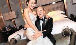 李玟朋友爆料老公视频,朋友爆料背后的真相揭晓