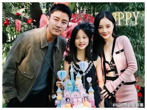 娱乐圈吃瓜爆料最新,明星恋情曝光,幕后真相令人震惊!